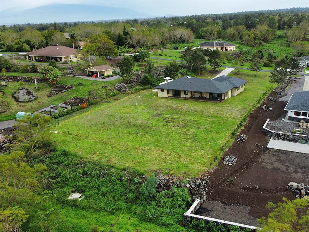 Ariel view of a local hawaii landscape project before kona landscapers begin working on the property.
