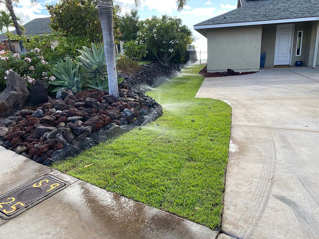 completed sprinkler installation, Kona. Landscaping company install sprinklers on Hawaii.