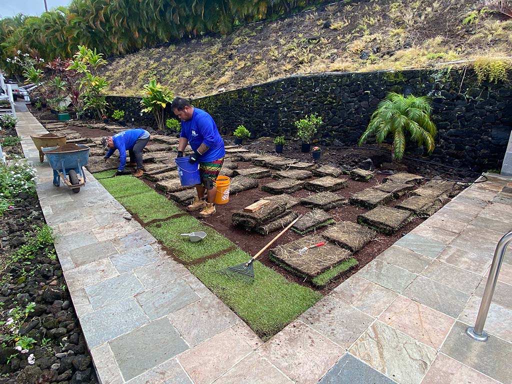 Kailua-Kona landscapers install turf, big island Hawaii. Landscaping services near Kailua-Kona.